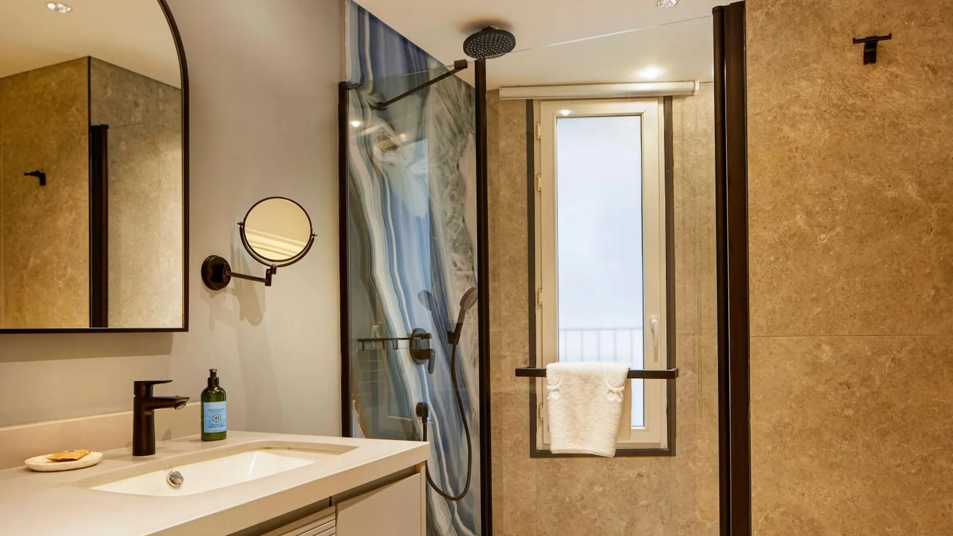 G Residences Gayrettepe Istanbul Apartment