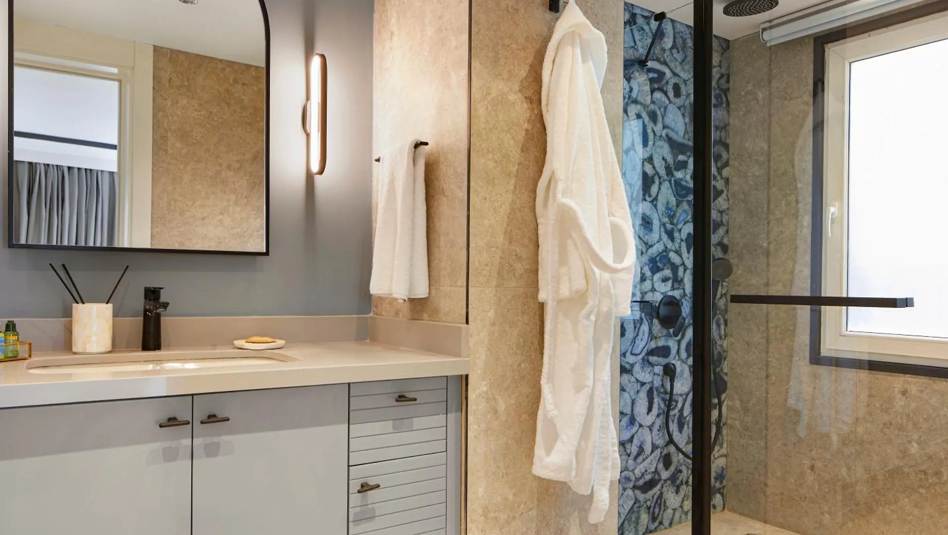 Apartment G Residences Gayrettepe Istanbul